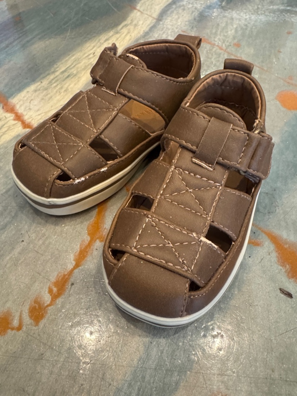 Cole Haan Brown Closed-Toe Hook-and-Loop Kids Sandals